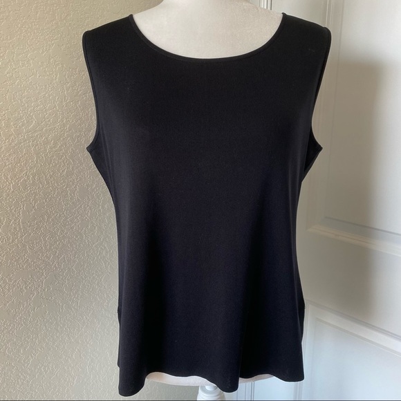 Misook Knit Sleeveless Scoop Neck Knit Top
